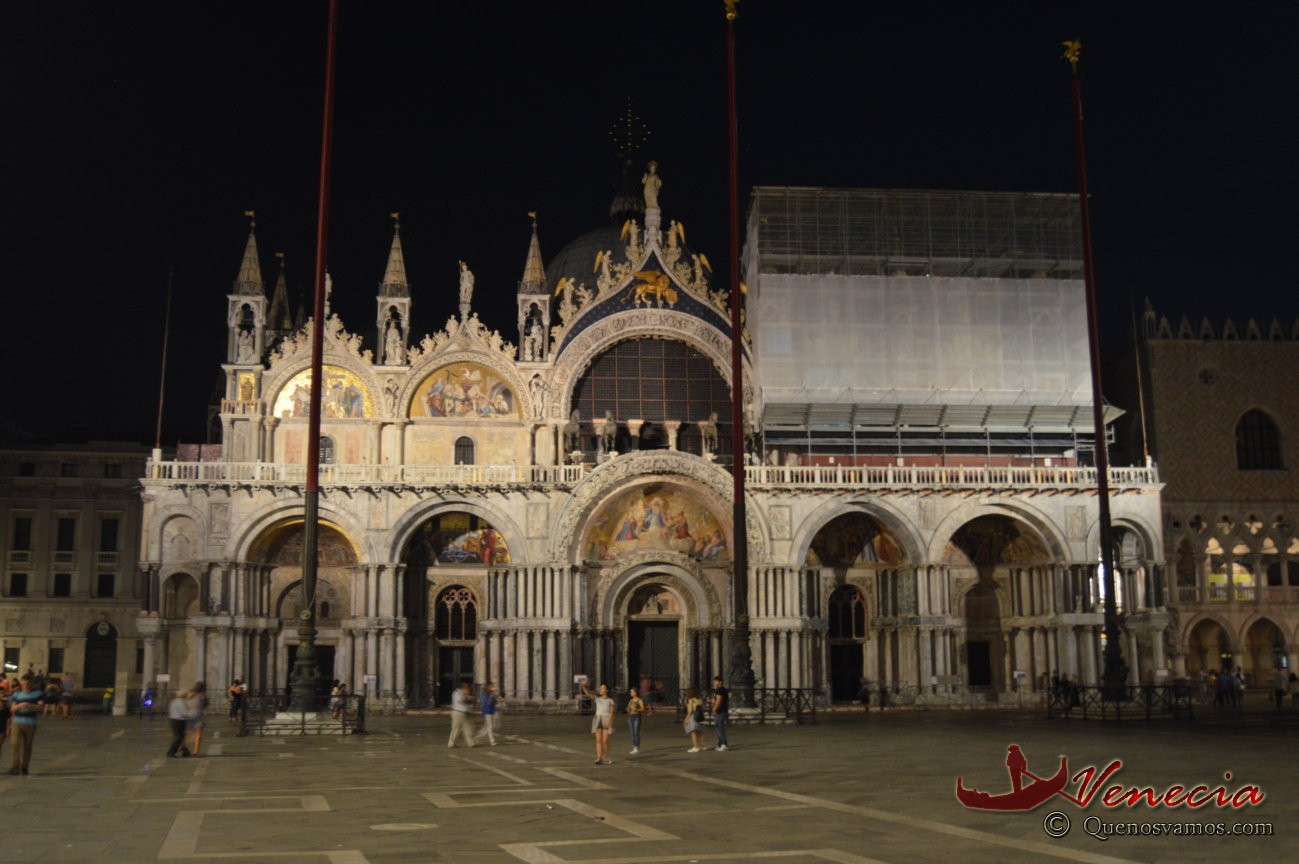 Viajar a Venecia, paseo nocturno
