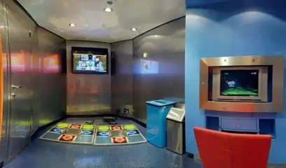 Club HAL