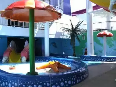 Kid's Splash and Play Zone 