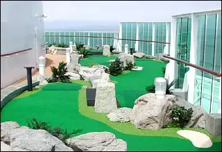 Golf Putting Green
