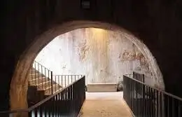 Aljibe Hispanomusulmán Trujillo - Cáceres Aljibe Hispanomusulmán Trujillo - Cáceres
