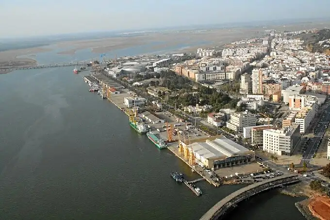 Puerto de Huelva Puerto de Huelva