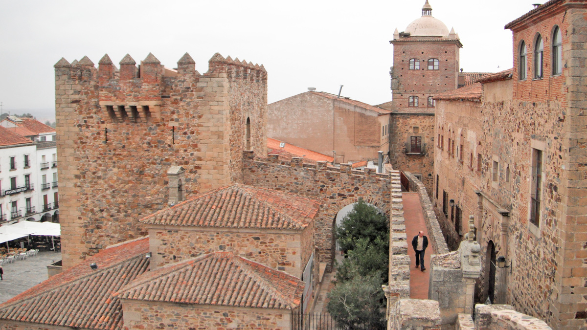 San Valentín Cáceres