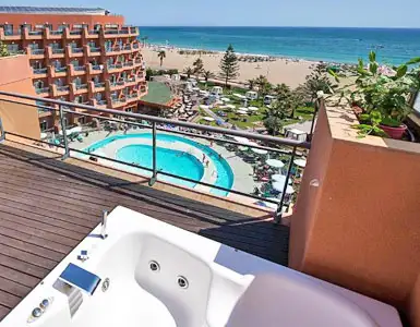 Hoteles con Jacuzzi Privado en la habitación en Almería