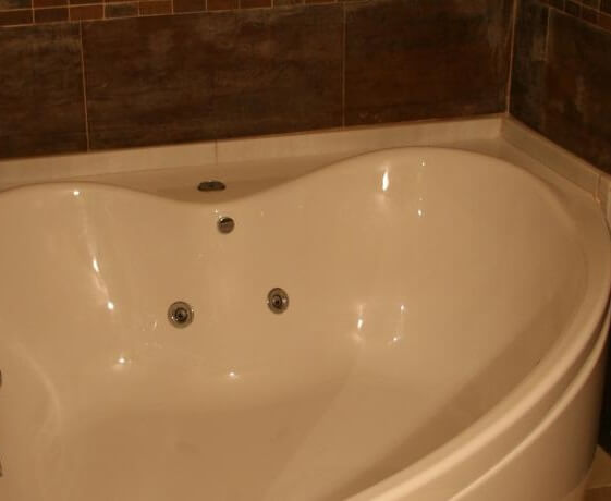 Habitación con jacuzzi en Asturias Habitación con jacuzzi en Asturias