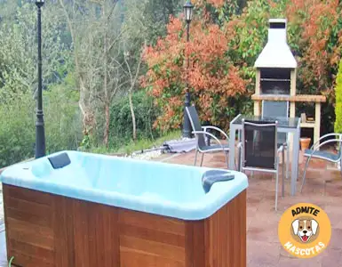 Hoteles Rurales con jacuzzi privado en la habitación Barcelona