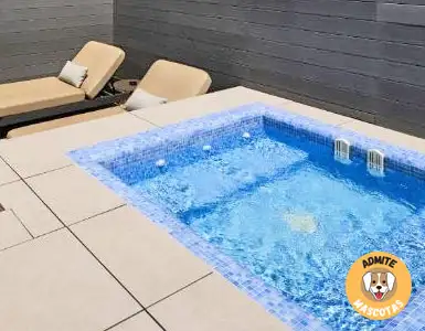 Hoteles con piscina privada en la habitación Barcelona