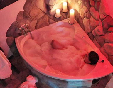 Hoteles con jacuzzi en la habitación Setenil de las Bodegas