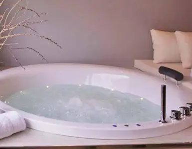 Hoteles con jacuzzi en la habitación Castellón