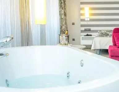 Hoteles con jacuzzi en la habitación Castellón