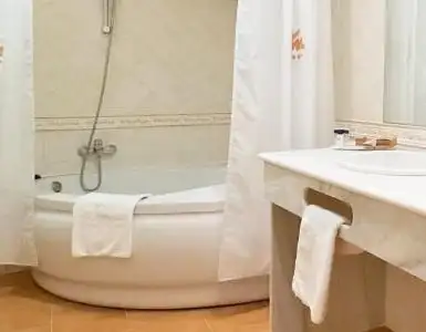 Hoteles con jacuzzi en la habitación Cuenca