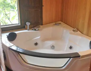 Hoteles con jacuzzi en la habitación Cuenca, Poyatos