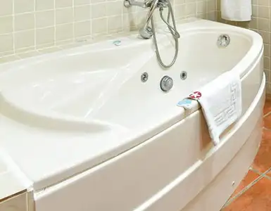 Hoteles con jacuzzi en la habitación Cuenca, Vara de Rey