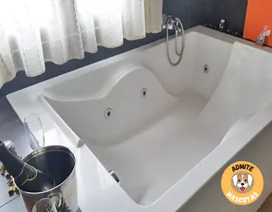 Hoteles con jacuzzi en la habitación Cuenca, Pajaroncillo
