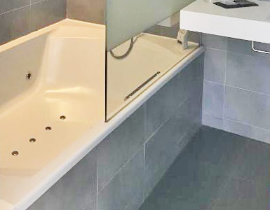 Hoteles con jacuzzi en la habitación Girona