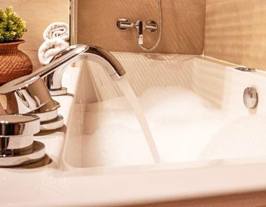 Hoteles con jacuzzi en la habitación Girona