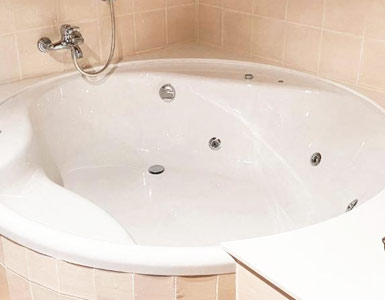 Hoteles con jacuzzi en la habitación Girona