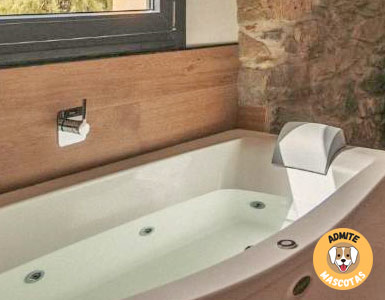 Hoteles con jacuzzi en la habitación Girona