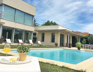 Hoteles con jacuzzi en la habitación Girona