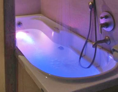 Hoteles con jacuzzi en la habitación Girona