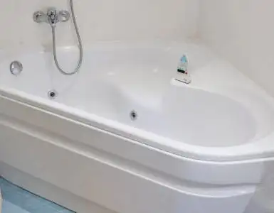 Hoteles con jacuzzi en la habitación Girona