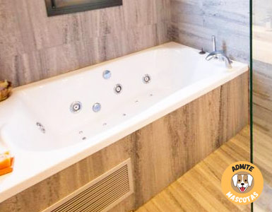 Hoteles con jacuzzi en la habitación Girona