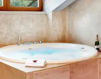 Hoteles con jacuzzi en la habitación Huesca