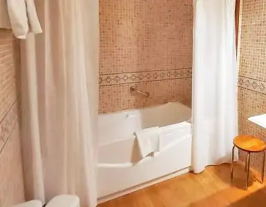 Hoteles con bañera de hidromasaje en la habitación Huesca