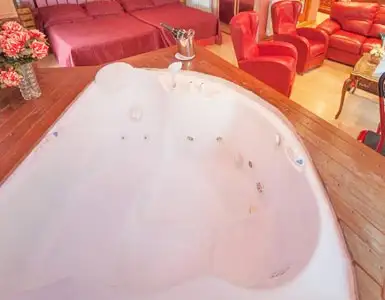 Hoteles con bañera de hidromasaje en la habitación Huesca