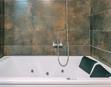 Hoteles con bañera de hidromasaje en la habitación Huesca