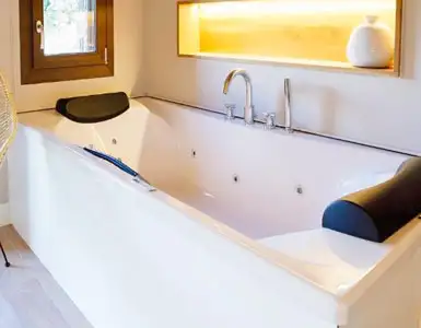 Hoteles con bañera de hidromasaje en la habitación Huesca
