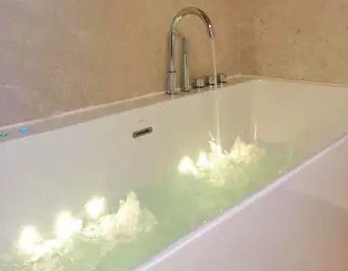 Hoteles con jacuzzi en la habitación Huesca