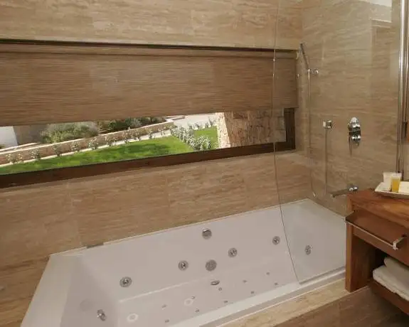 Habitación con jacuzzi en Ibiza Habitación con jacuzzi en Ibiza
