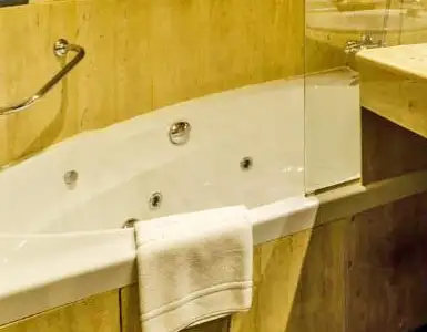 Hoteles con bañera de hidromasaje en la habitación Jaén