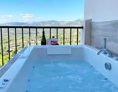 Hoteles con bañera de hidromasaje en la habitación Jaén