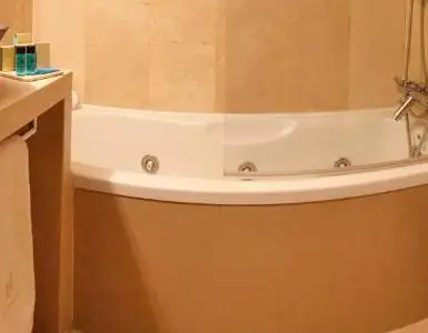 Hoteles con bañera de hidromasaje en la habitación Jaén