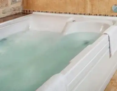 Hoteles con bañera de hidromasaje en la habitación Jaén