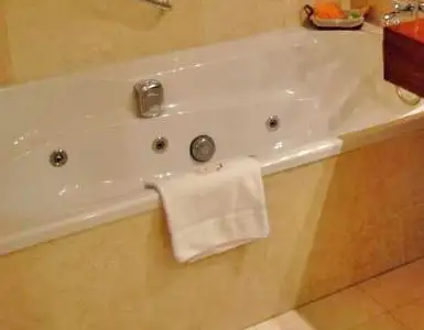 Hoteles con bañera de hidromasaje en la habitación Jaén