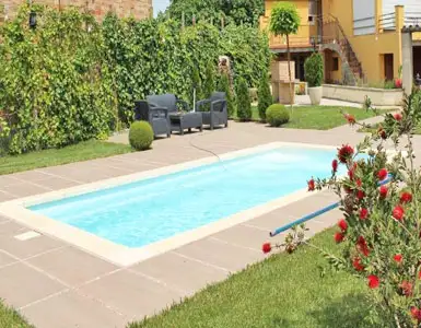 Hoteles con piscina en la habitación Lleida
