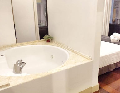 Hoteles con jacuzzi en la habitación Madrid