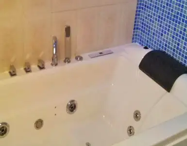 Hoteles con jacuzzi en la habitación Madrid