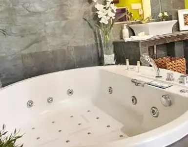 Hoteles con jacuzzi en la habitación Madrid