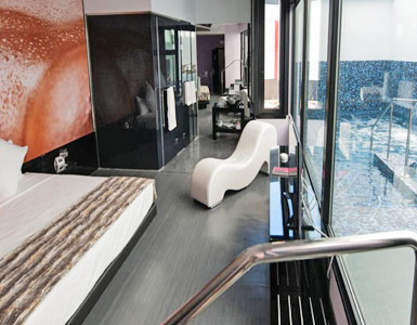 Hoteles con piscina privada en la habitación Madrid