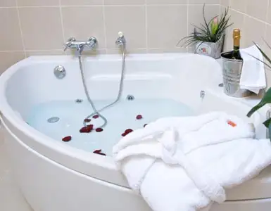 Hoteles con bañera de hidromasaje en la habitación Teruel