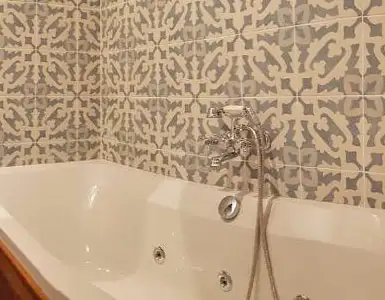 Hoteles con bañera de hidromasaje en la habitación Teruel