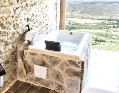 Hoteles con bañera de hidromasaje en la habitación Teruel