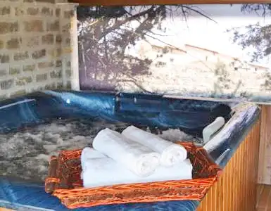 Hoteles con jacuzzi en la habitación Teruel
