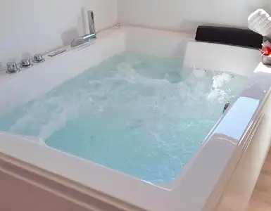 Hoteles con jacuzzi en la habitación Teruel