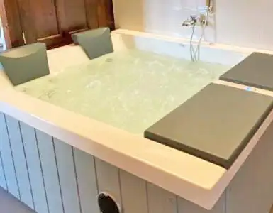 Hoteles con jacuzzi en la habitación Teruel
