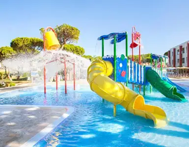 Hoteles con toboganes en Andalucía, Cádiz